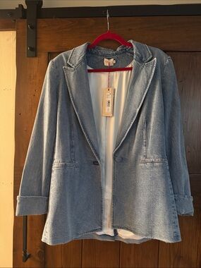 Alice + Olivia Light Blue Denim Blazer
